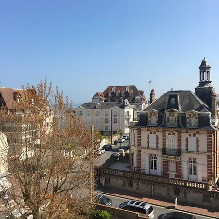 - Cabourg